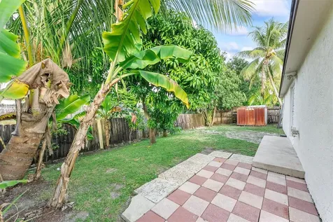 5511 SW 36th Court Davie FL 33314