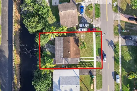 5511 SW 36th Court Davie FL 33314