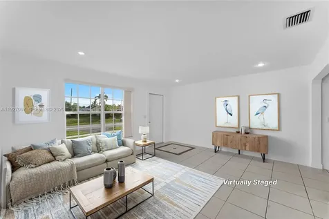 5511 SW 36th Court Davie FL 33314