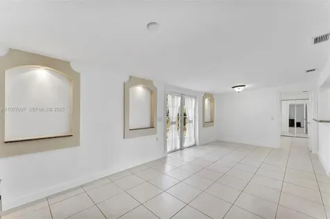 5511 SW 36th Court Davie FL 33314