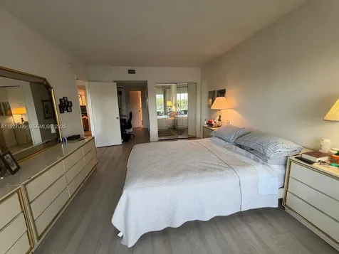 2801 N Palm Aire Drive Pompano Beach FL 33069