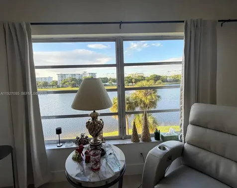 2801 N Palm Aire Drive Pompano Beach FL 33069