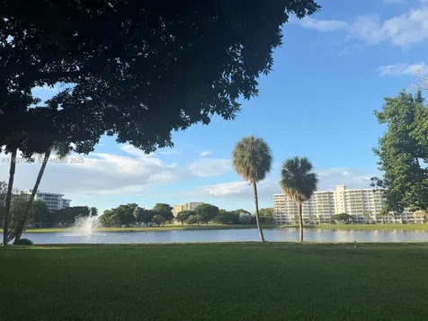2801 N Palm Aire Drive Pompano Beach FL 33069