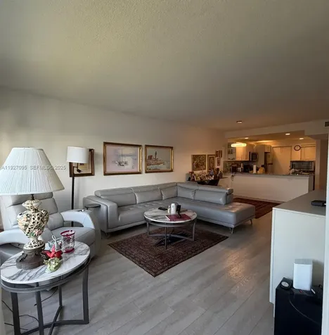 2801 N Palm Aire Drive Pompano Beach FL 33069