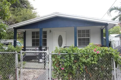 5573 NE 3rd Avenue Miami FL 33137