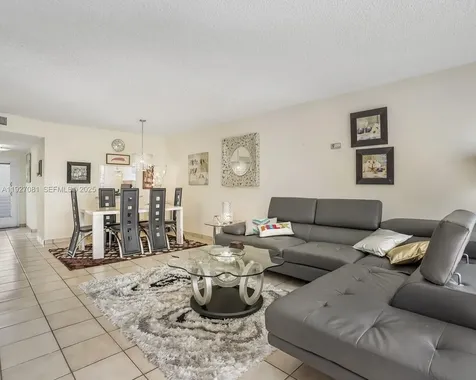 8320 Sands Point Boulevard Tamarac FL 33321