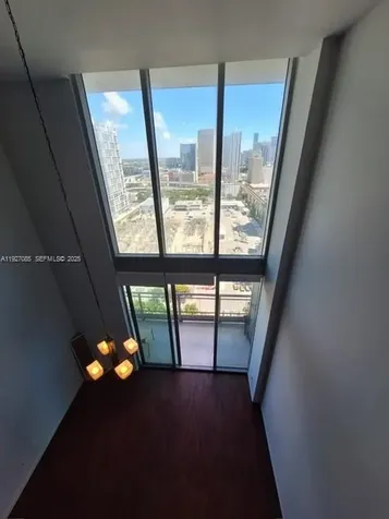 690 SW 1st Court Miami FL 33130