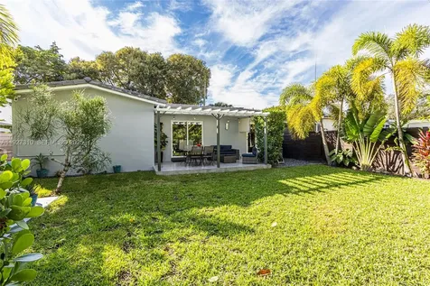 475 NW 42nd Street Miami FL 33127