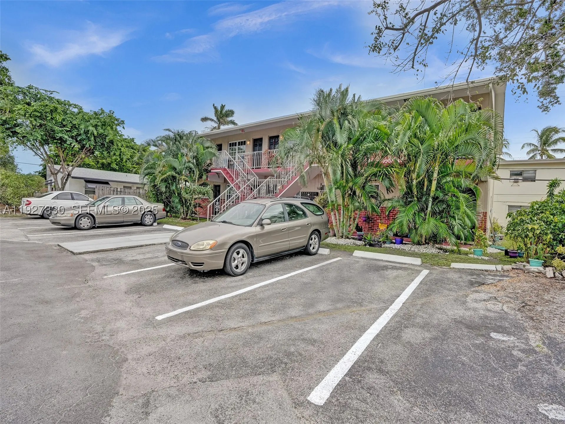 1211 NE 23rd Avenue Pompano Beach FL 33062