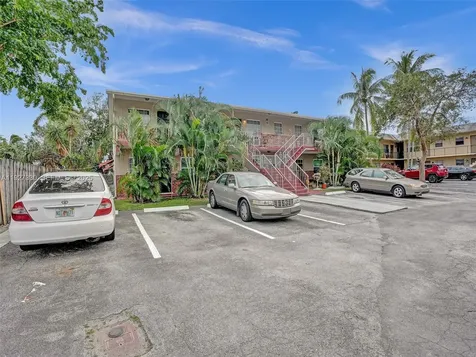 1211 NE 23rd Avenue Pompano Beach FL 33062