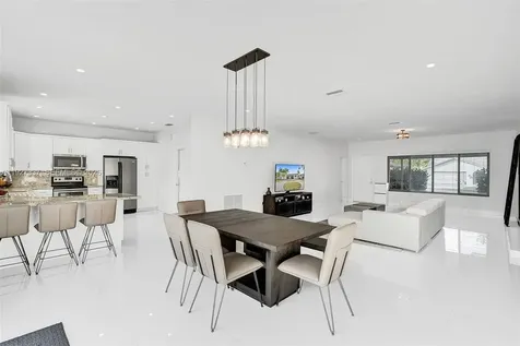 1102 Meadowlark Avenue Miami Springs FL 33166