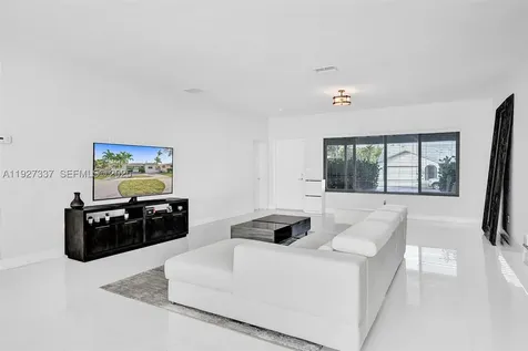 1102 Meadowlark Avenue Miami Springs FL 33166