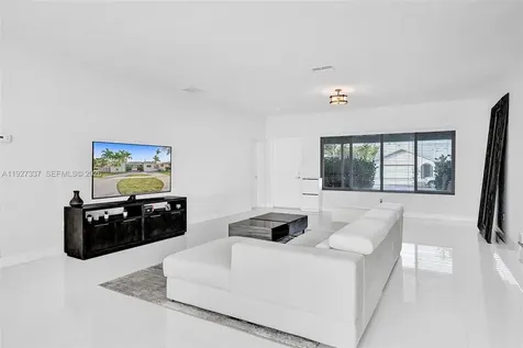 1102 Meadowlark Avenue Miami Springs FL 33166