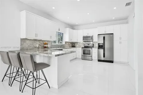 1102 Meadowlark Avenue Miami Springs FL 33166