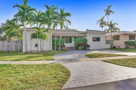 1102 Meadowlark Avenue Miami Springs FL 33166