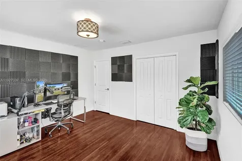 1102 Meadowlark Avenue Miami Springs FL 33166
