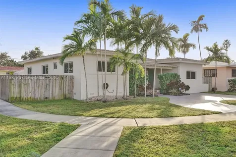 1102 Meadowlark Avenue Miami Springs FL 33166