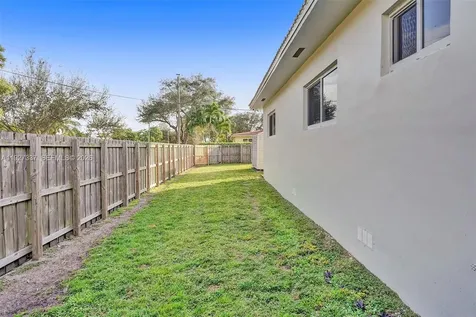 1102 Meadowlark Avenue Miami Springs FL 33166