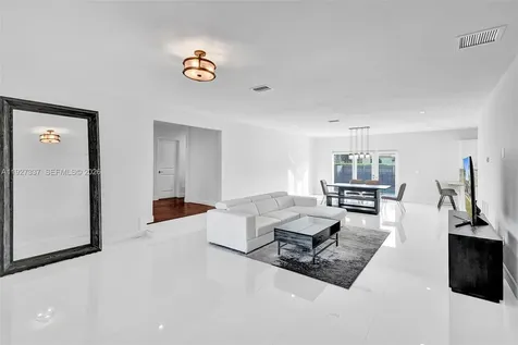 1102 Meadowlark Avenue Miami Springs FL 33166
