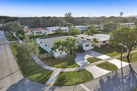 1102 Meadowlark Avenue Miami Springs FL 33166