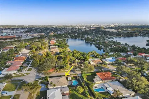 1102 Meadowlark Avenue Miami Springs FL 33166