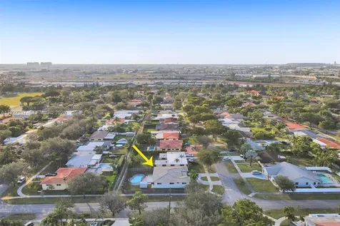 1102 Meadowlark Avenue Miami Springs FL 33166
