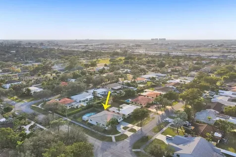 1102 Meadowlark Avenue Miami Springs FL 33166