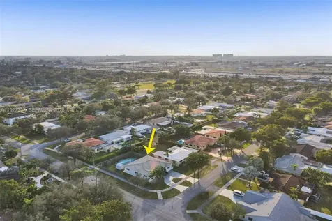1102 Meadowlark Avenue Miami Springs FL 33166