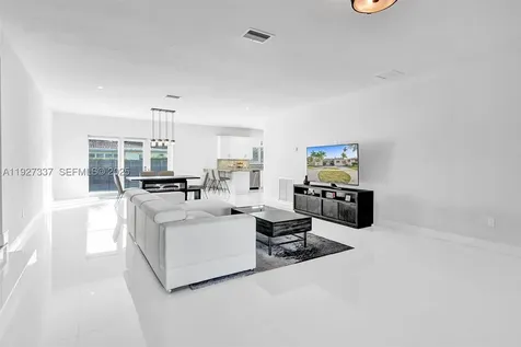 1102 Meadowlark Avenue Miami Springs FL 33166