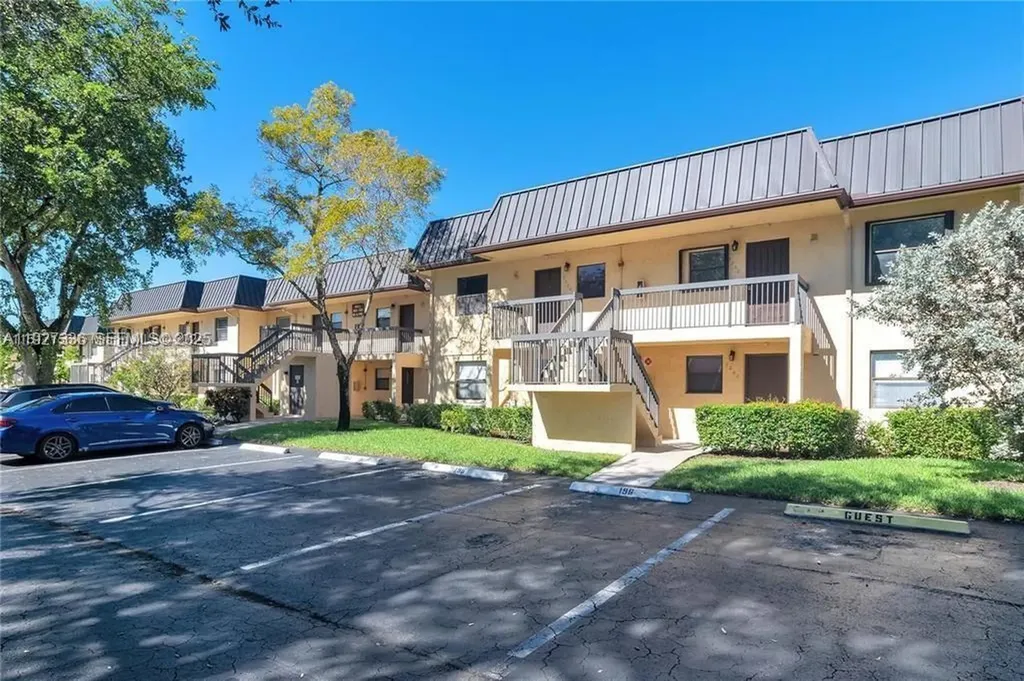 9173 NW 1st Court Pembroke Pines FL 33024