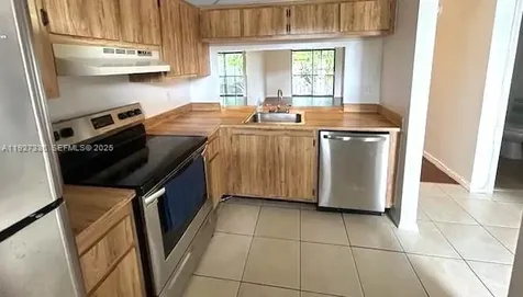 9173 NW 1st Court Pembroke Pines FL 33024
