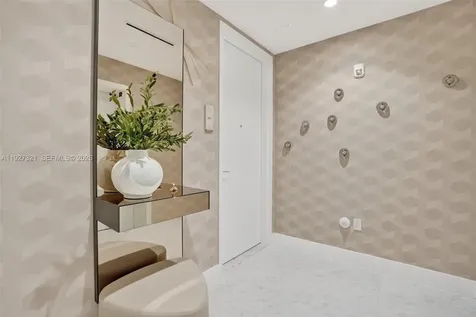 5775 Collins Avenue Miami Beach FL 33140