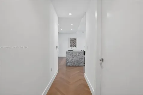 5775 Collins Avenue Miami Beach FL 33140