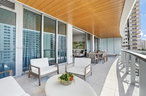 5775 Collins Avenue Miami Beach FL 33140