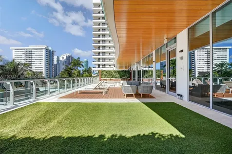 5775 Collins Avenue Miami Beach FL 33140