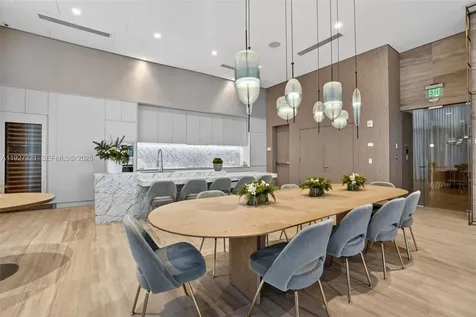 5775 Collins Avenue Miami Beach FL 33140