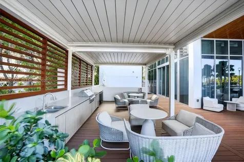 5775 Collins Avenue Miami Beach FL 33140