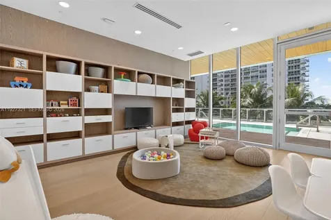 5775 Collins Avenue Miami Beach FL 33140