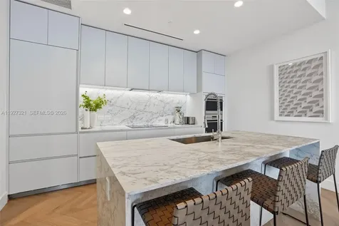 5775 Collins Avenue Miami Beach FL 33140