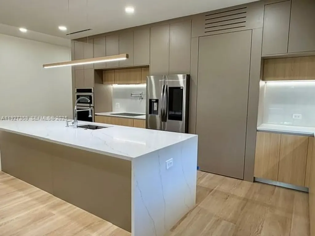 1729 NE 16th Terrace Fort Lauderdale FL 33305