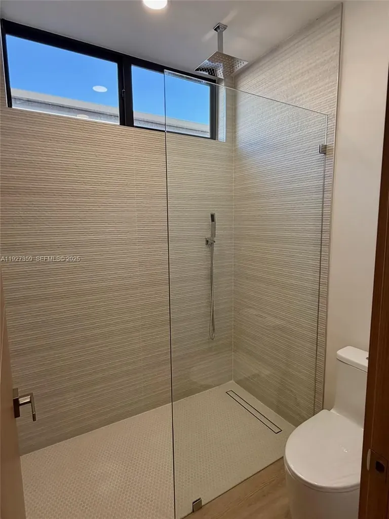 1729 NE 16th Terrace Fort Lauderdale FL 33305