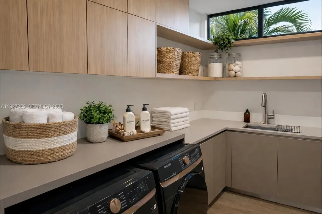 1729 NE 16th Terrace Fort Lauderdale FL 33305