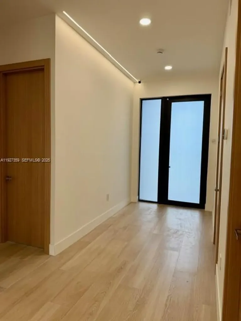 1729 NE 16th Terrace Fort Lauderdale FL 33305