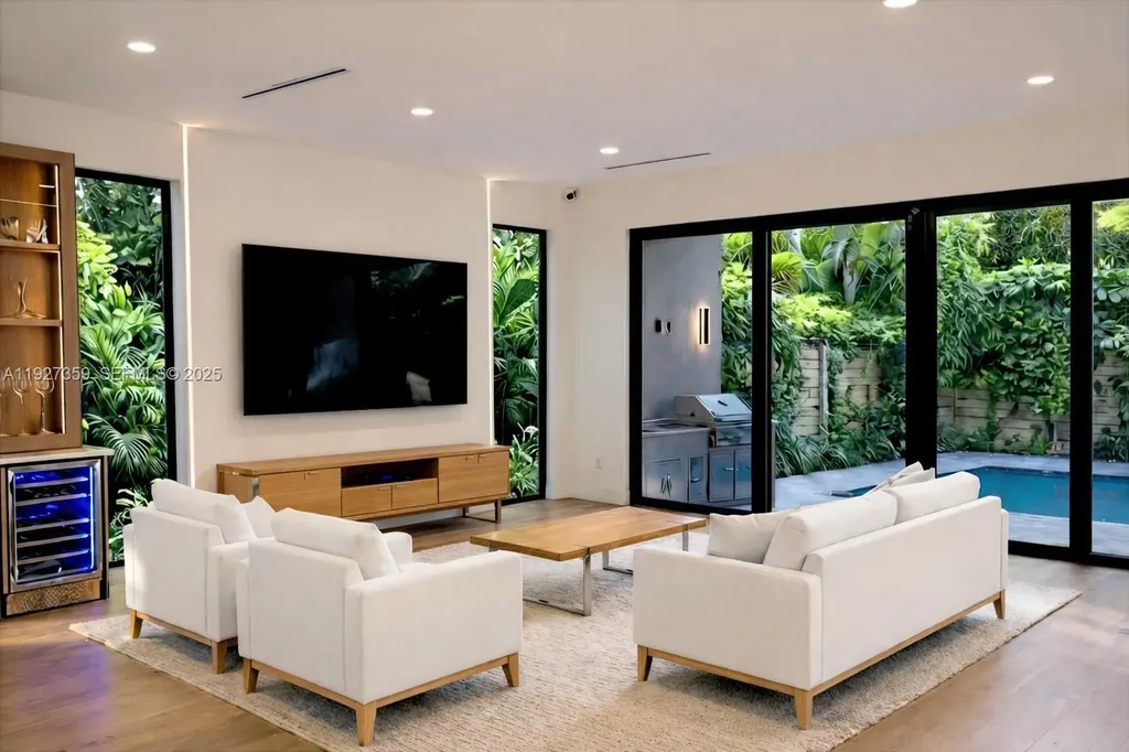 1729 NE 16th Terrace Fort Lauderdale FL 33305