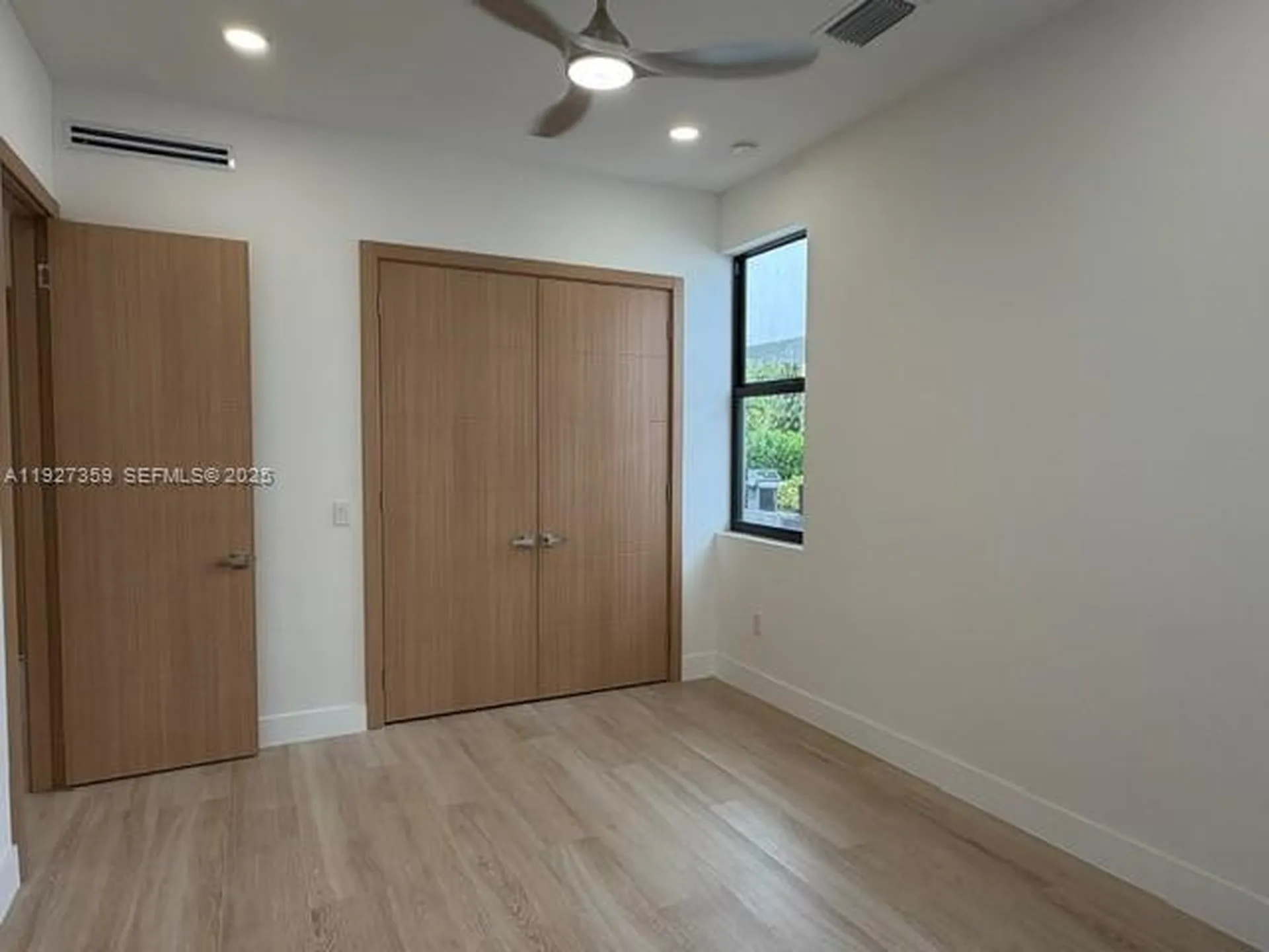 1729 NE 16th Terrace Fort Lauderdale FL 33305