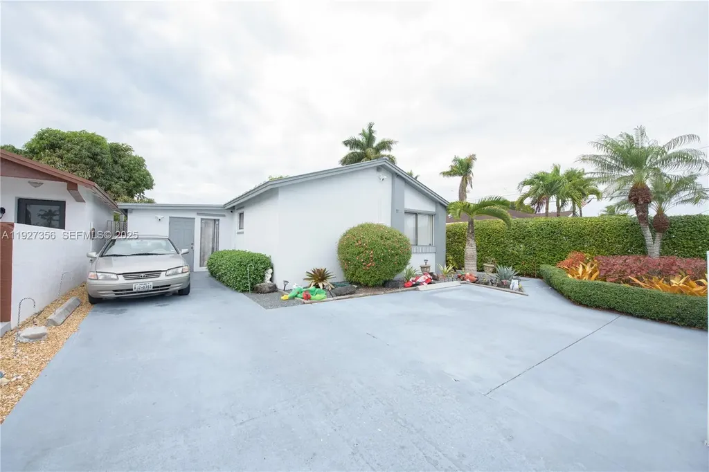 19224 SW 122nd Court Miami FL 33177
