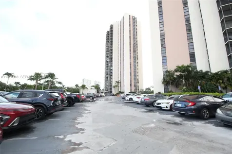 20379 W Country Club Drive Aventura FL 33180