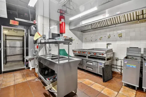 1216 Washington Avenue Miami Beach FL 33139