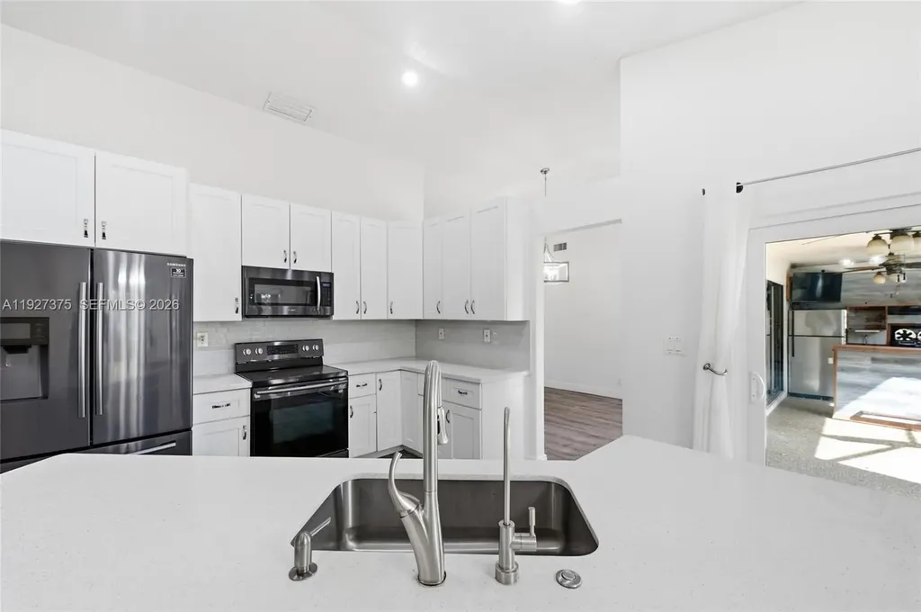 5197 NW 58th Terrace Coral Springs FL 33067