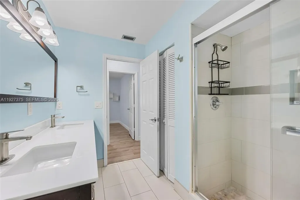 5197 NW 58th Terrace Coral Springs FL 33067